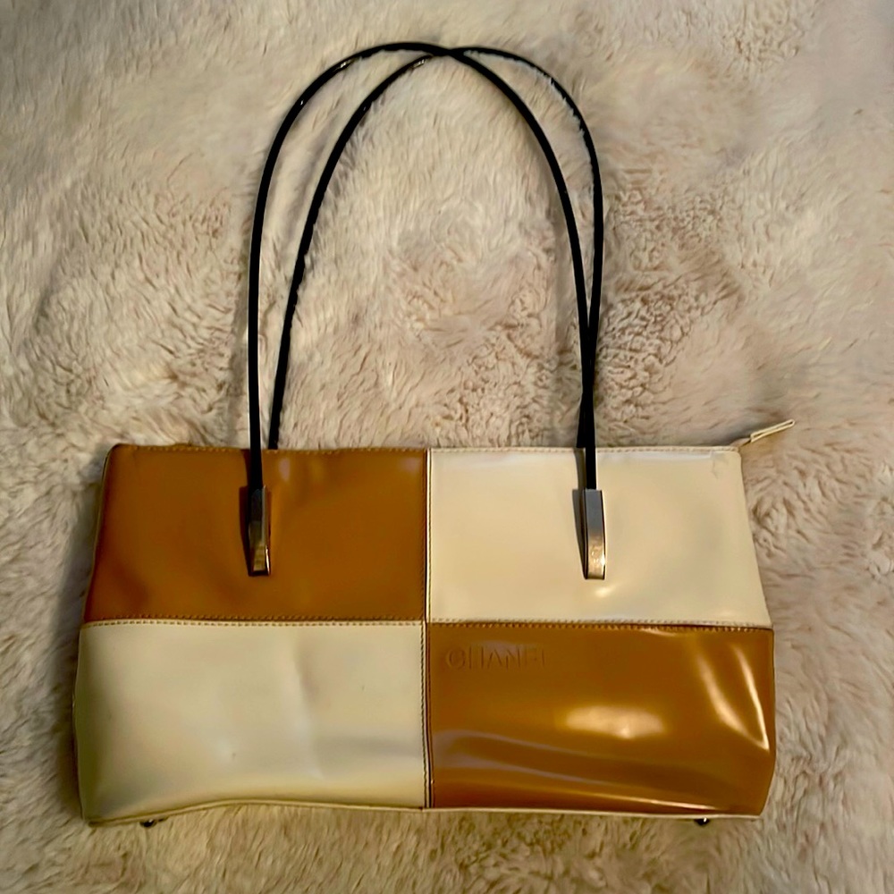 Chanel purse (Coco Chanel)